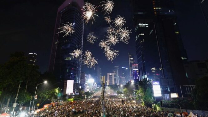 
Menteri Sekretaris Negara Prasetyo Hadi menilai imbauan tanpa kembang api saat Tahun Baru sebagai wujud solidaritas dan empati kepada korban bencana alam.