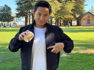 Feisal Hamka, putra Jusuf Hamka, tercatat memborong ratusan juta saham CMNP di Bursa Efek Indonesia.