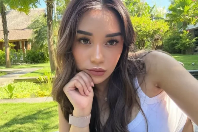 
Suasana duka menyelimuti kabar meninggalnya Lula Lahfah yang mengejutkan publik.