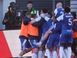 Macclesfield FC rayakan kemenangan atas Crystal Palace di Piala FA 2025