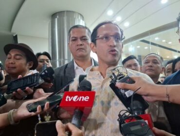Nadiem Makarim menanggapi isu dugaan korupsi pengadaan Chromebook di Kemendikbudristek.
