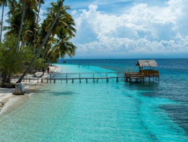 Pesawat di bandara Palu siap melayani rute Guangzhou dan Jakarta–Luwuk