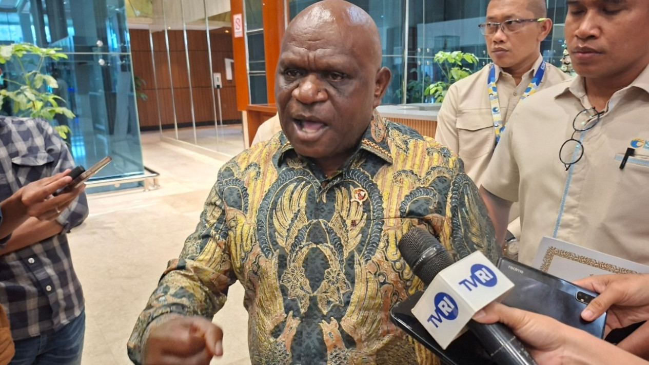 Natalius Pigai soroti surat BEM UGM ke UNICEF soal Program MBG