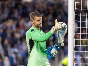 Marteen Paes debut bersama Ajax Amsterdam