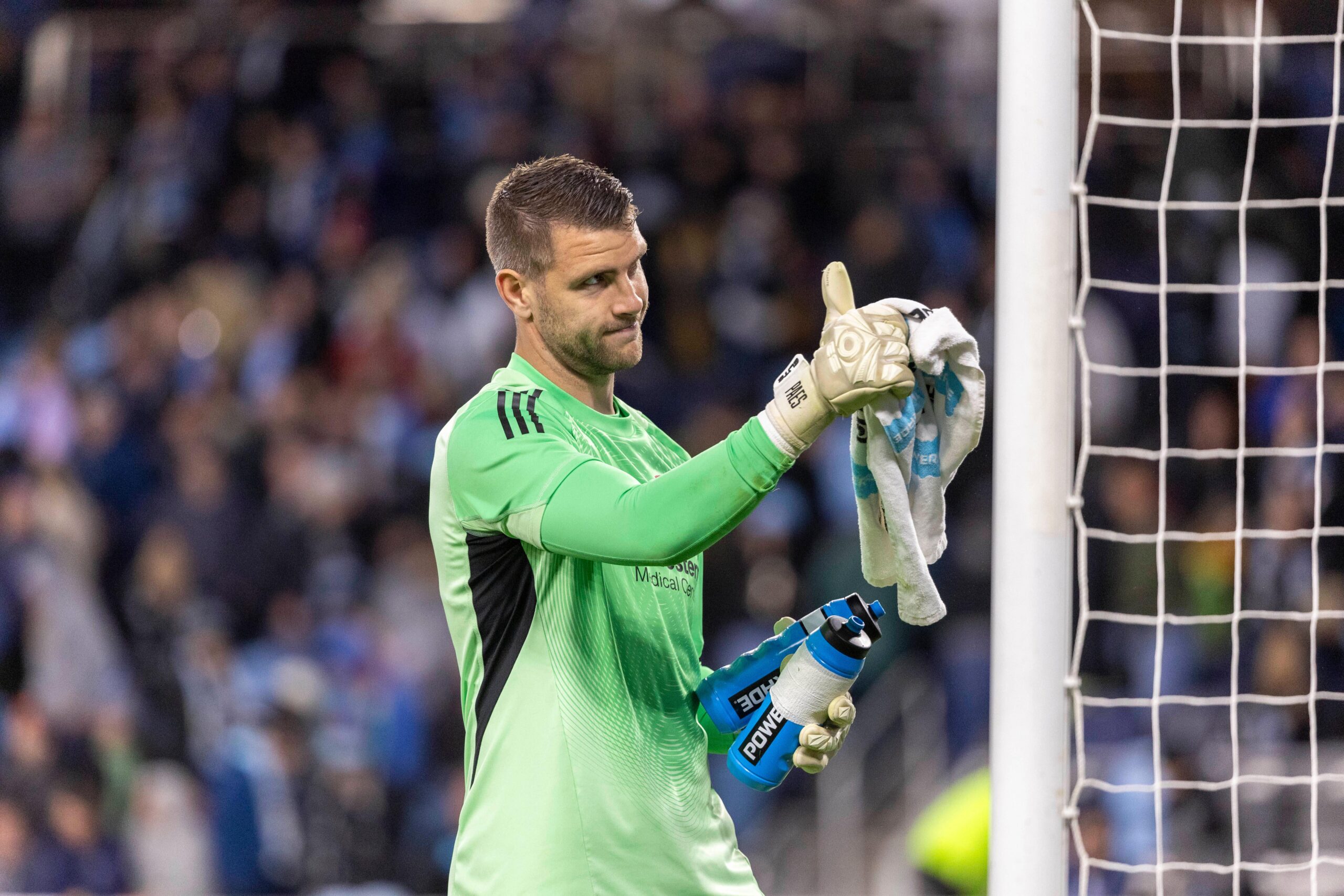 Marteen Paes debut bersama Ajax Amsterdam