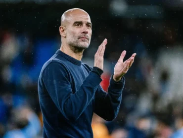 Pep Guardiola menyiapkan strategi baru demi kejayaan Manchester City.